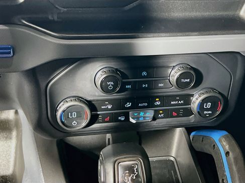 Used 2023 Ford Bronco Black Diamond AWD/4WD image 26
