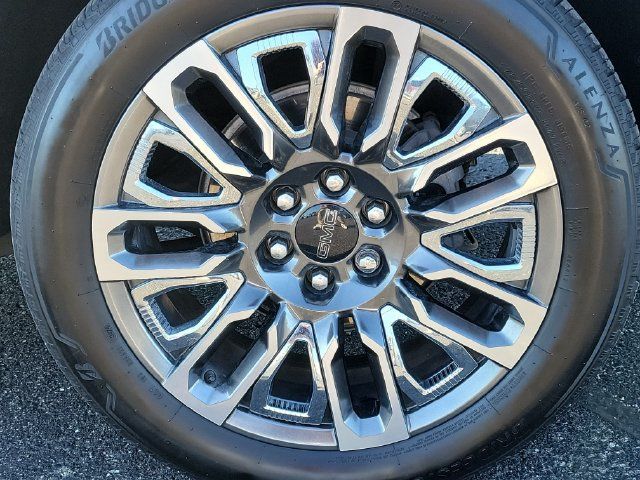 Certified 2024 GMC Yukon Denali Ultimate AWD/4WD image 39