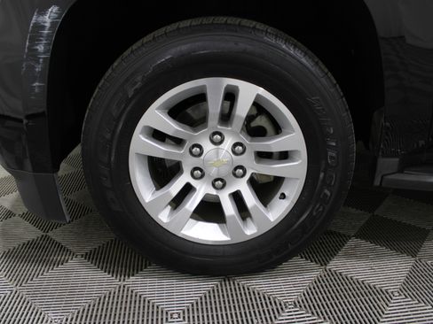 Used 2018 Chevrolet Tahoe LT image 39