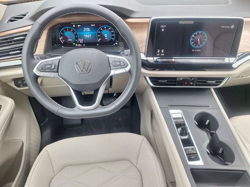 New 2026 Volkswagen Atlas SE image 21