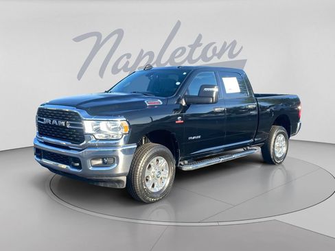 Used 2024 RAM 2500 Big Horn AWD/4WD image 1
