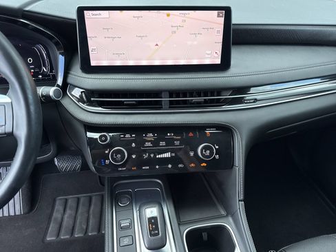 Used 2022 INFINITI QX60 Sensory w/ Vision Package FWD image 36
