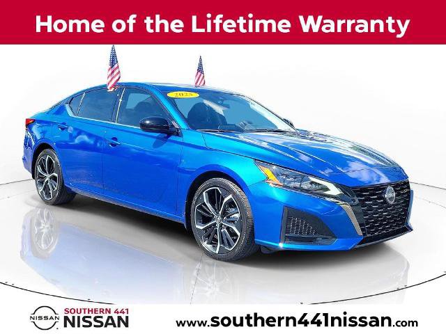 Certified 2025 Nissan Altima 2.5 SR FWD image 1