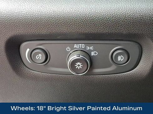 Used 2019 Chevrolet Traverse LT AWD/4WD image 9