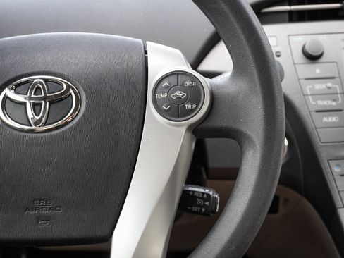 Used 2012 Toyota Prius Two FWD image 18