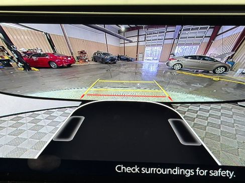 Used 2025 MAZDA CX-90 3.3 Turbo w/ Premium Plus Pkg image 31