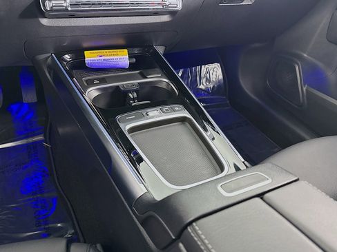 Certified 2025 Mercedes-Benz GLB 250 GLB 250 image 6