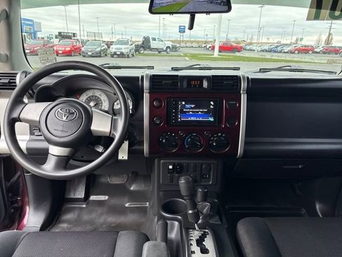 Used 2007 Toyota FJ Cruiser 4WD image 12