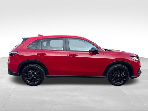 Used 2025 Honda HR-V Sport image 6