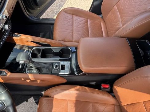 Used 2023 Kia Telluride SX AWD/4WD image 18