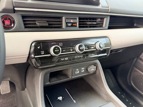 Used 2024 Honda Pilot EX-L image 24