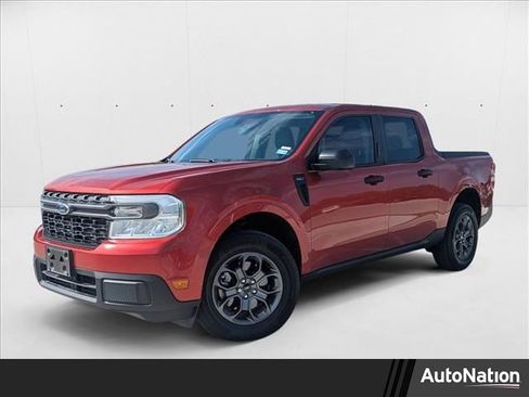 Used 2022 Ford Maverick XLT image 1