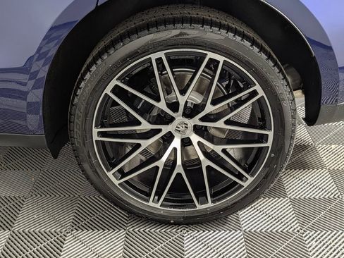 New 2026 Porsche Macan Turbo image 12