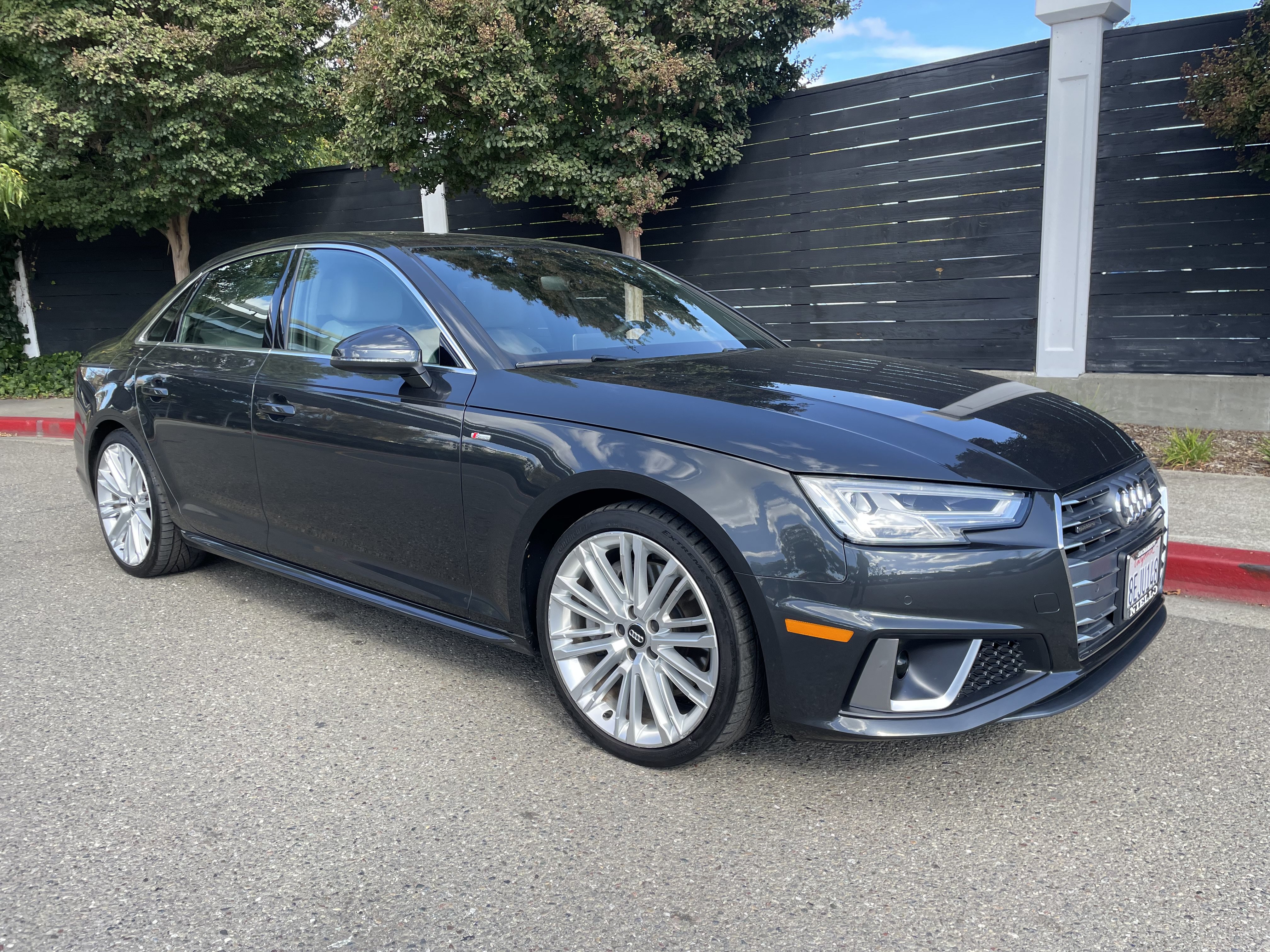 Used 2019 Audi A4 2.0T Prestige w/ Prestige Package AWD/4WD image 3
