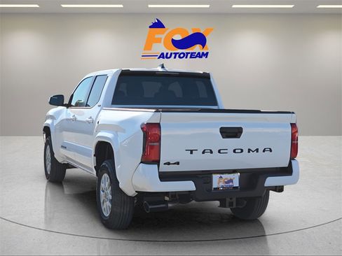 New 2026 Toyota Tacoma SR5 image 3