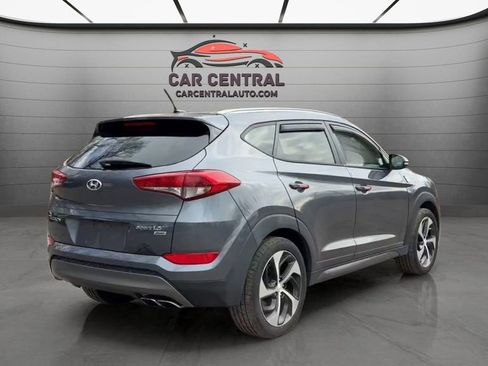 Used 2016 Hyundai Tucson Sport image 5