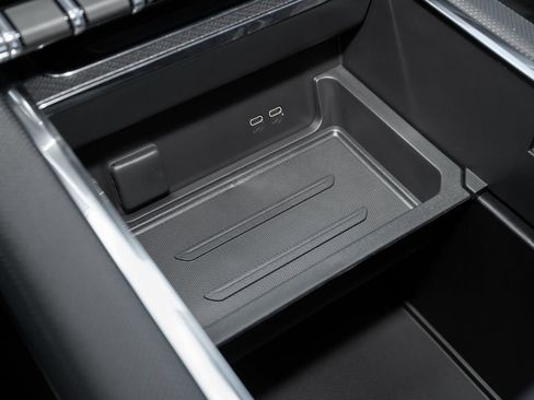 New 2026 GMC Sierra EV Elevation AWD/4WD image 32