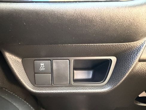 Used 2024 Honda HR-V LX image 24