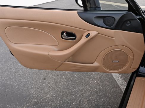 Used 2001 MAZDA MX-5 Miata LS image 27