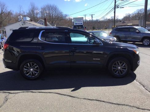 Used 2017 GMC Acadia SLT image 4