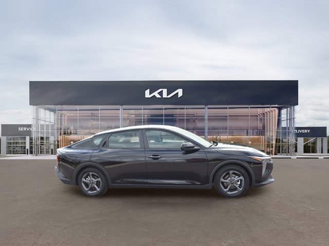 New 2026 Kia K4 FWD image 2