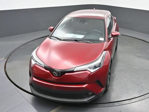 Used 2018 Toyota C-HR XLE FWD image 34