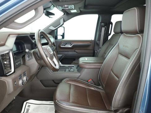 Used 2024 GMC Sierra 2500 Denali w/ Denali Reserve Package image 18