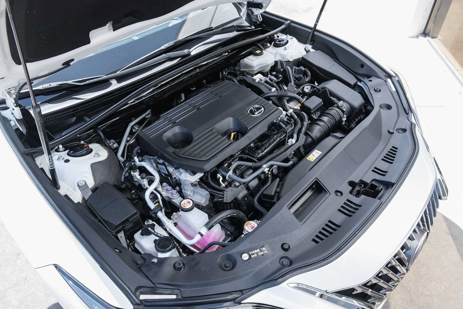 Used 2022 Lexus ES 300h Ultra Luxury w/ Accessory Package 2 FWD image 53