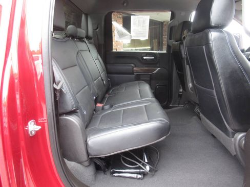 Used 2021 GMC Sierra 2500 SLE w/ SLE Convenience Package AWD/4WD image 9