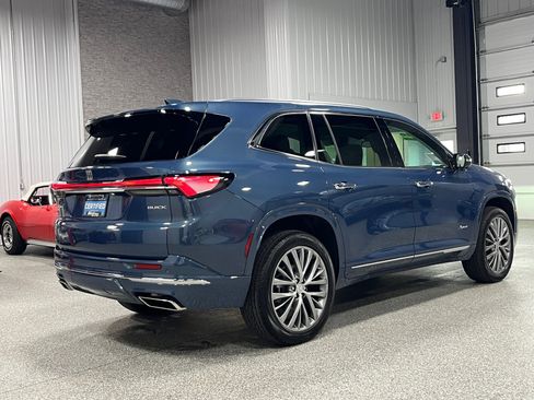 Certified 2025 Buick Enclave Avenir w/ Trailering Package, 5000 lbs. image 5