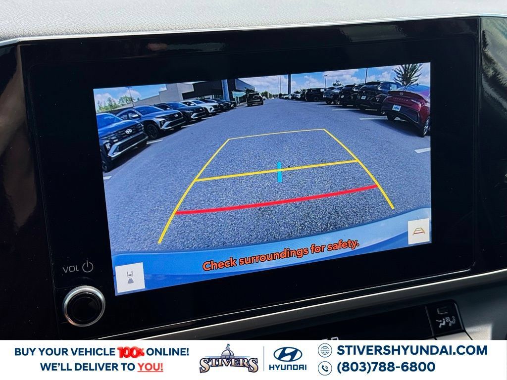 Used 2025 Toyota Camry LE FWD image 3