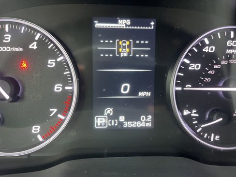 Certified 2024 Subaru Crosstrek 2.0i Premium image 16