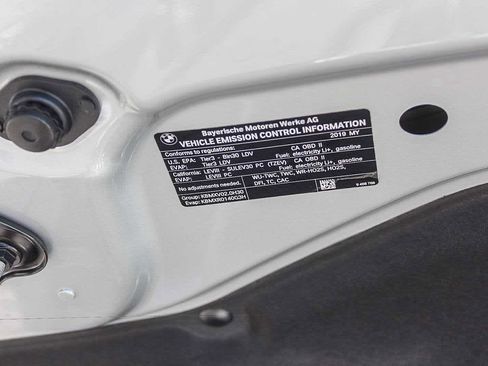 Used 2019 BMW 530e w/ Convenience Package RWD image 27