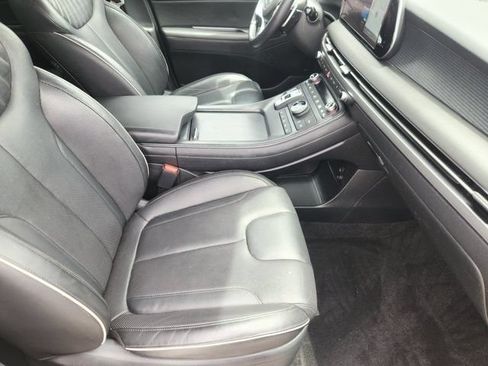 Used 2024 Hyundai Palisade Limited FWD image 12