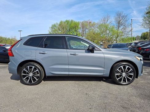 Certified 2023 Volvo XC60 B5 Plus w/ Climate Package image 7