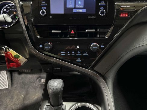 Used 2023 Toyota Camry LE FWD image 20