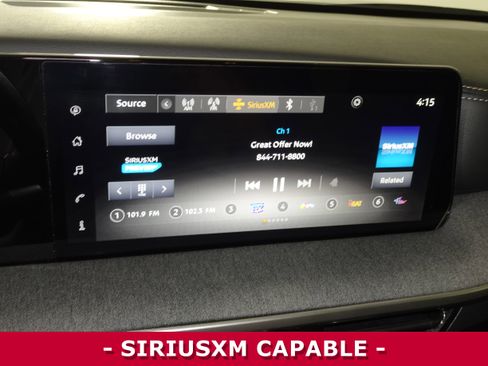 Certified 2025 Nissan Kicks SV image 9