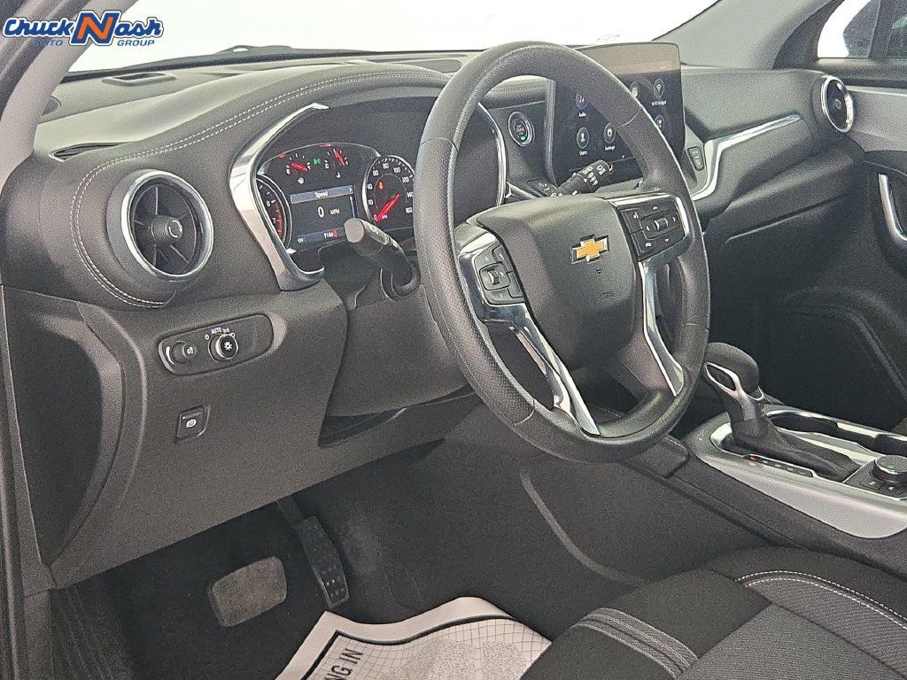 Used 2026 Chevrolet Blazer LT FWD image 16