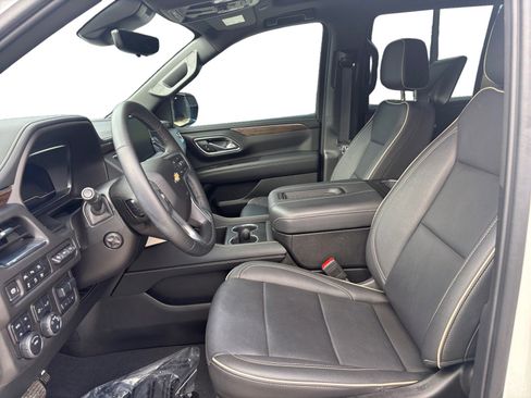 Used 2024 Chevrolet Tahoe Premier image 9