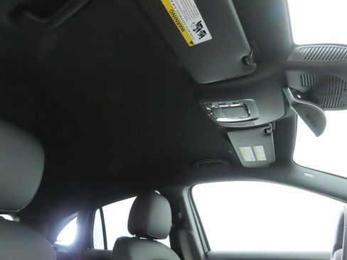 Certified 2025 Mercedes-Benz GLA 250 GLA 250 image 18