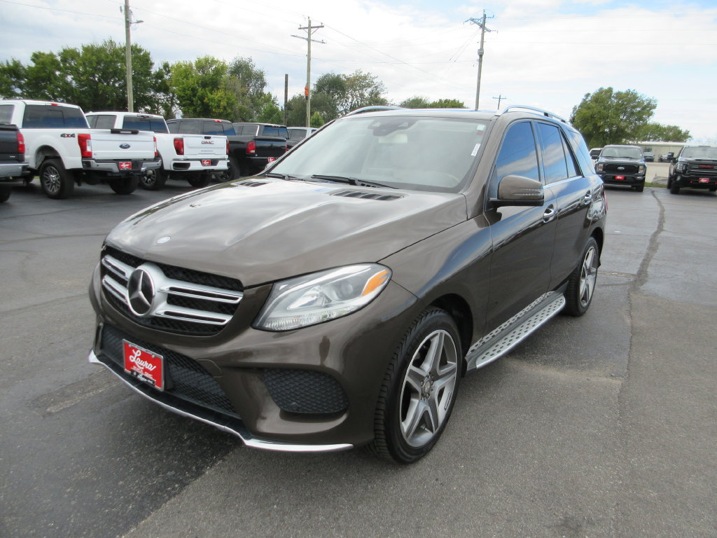 Used 2016 Mercedes-Benz GLE 400 4MATIC image 11
