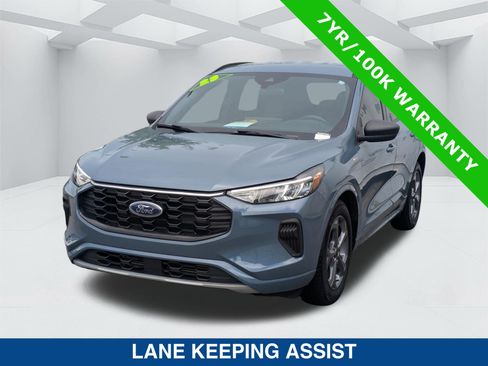 Certified 2023 Ford Escape ST-Line w/ Tech Pack #1 FWD image 8