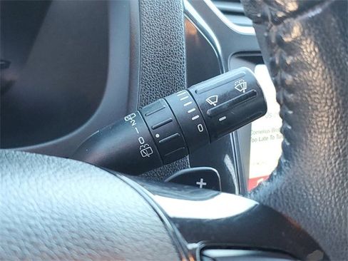 Used 2017 Ford Explorer XLT w/ Equipment Group 202A image 14