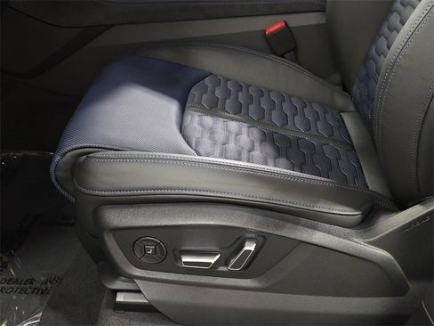 New 2026 Audi RS Q8 performance image 17