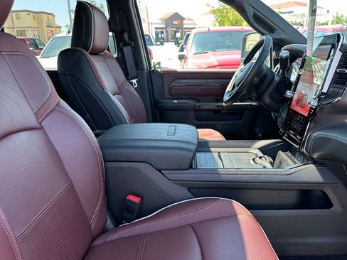 New 2026 RAM 2500 Limited AWD/4WD image 14