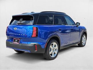 Used 2025 MINI Cooper Countryman S video 2