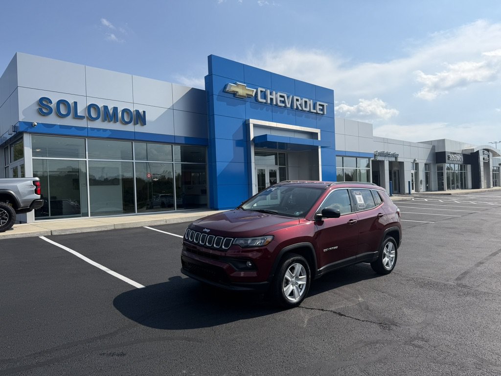Used 2022 Jeep Compass Latitude AWD/4WD image 1