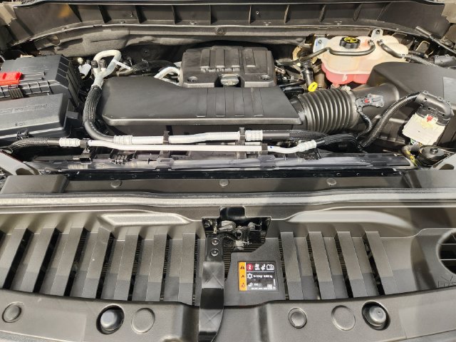 Used 2025 Chevrolet Silverado 1500 LT RWD image 31