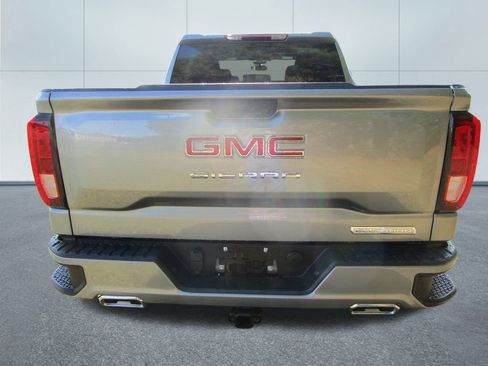 New 2026 GMC Sierra 1500 Elevation image 8