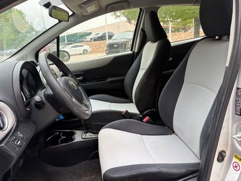 Used 2013 Toyota Yaris LE FWD image 14